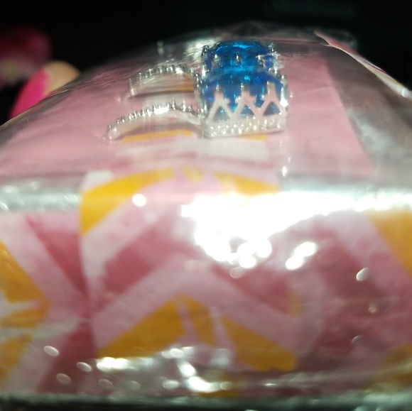 Drop earrings - Picture 3 of 3